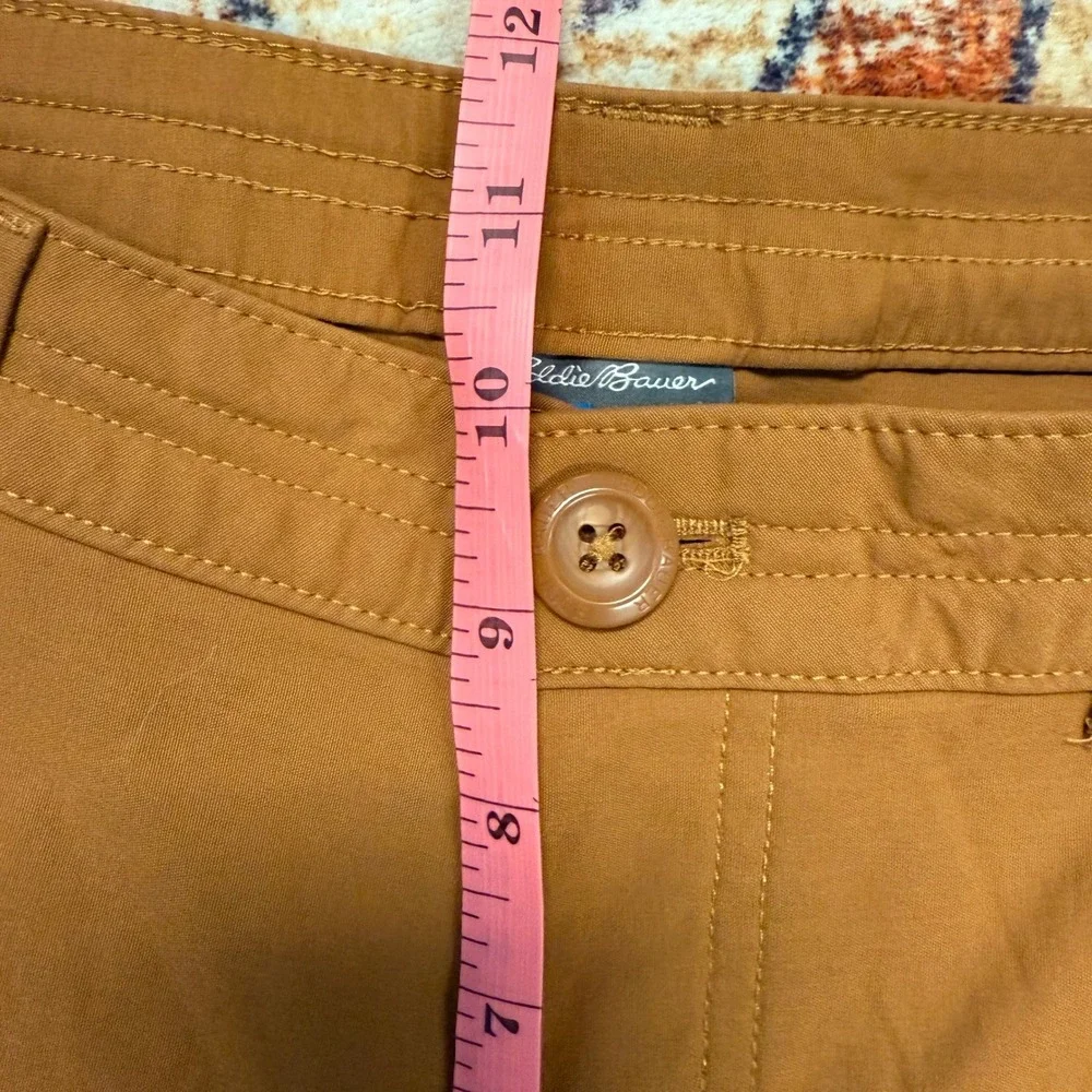 Eddie‎ Bauer Women's Cargo Hiking Pants Size 10 Nylon Spandex Blend Zip Pockets - Picture 10 of 11